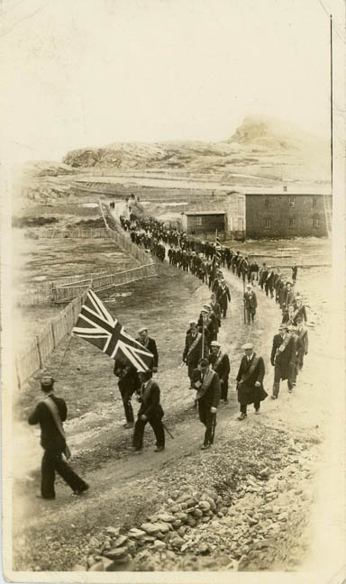 1920s Freshwater Orange parade approaching the town of Flatrock