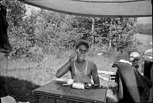 1935 vaction shaving