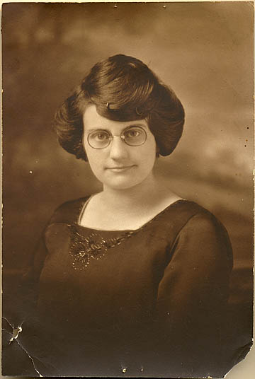 Studio portrait of Lula Mathews