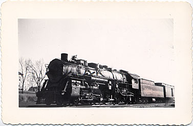 1944 train passes courthouse