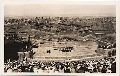 early performace at new ampitheater