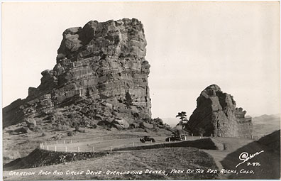 cars on circle drive